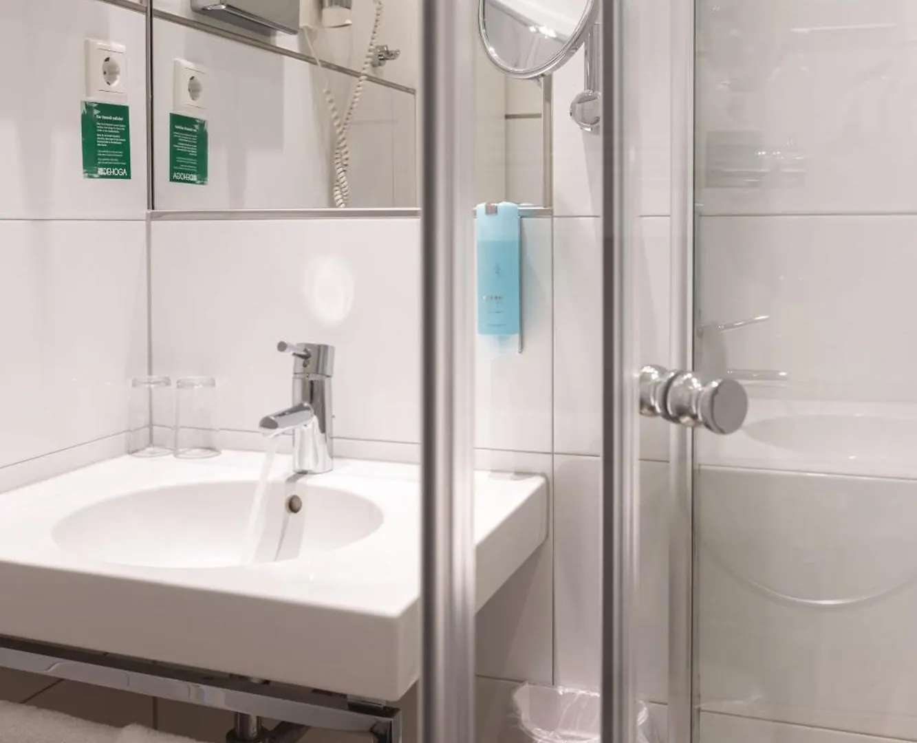***  Hotel Astra Düsseldorf Németország
